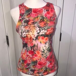 Athleta women’s Floral Sleeveless Top. Sporty summer athletic tennis. Jogging.